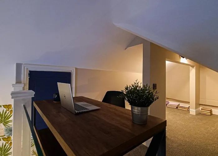 The 2 Bed Townhouse Sanctuary