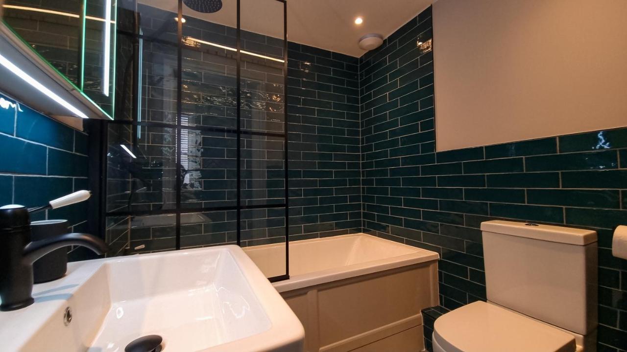 The 2 Bed Townhouse Sanctuary *
